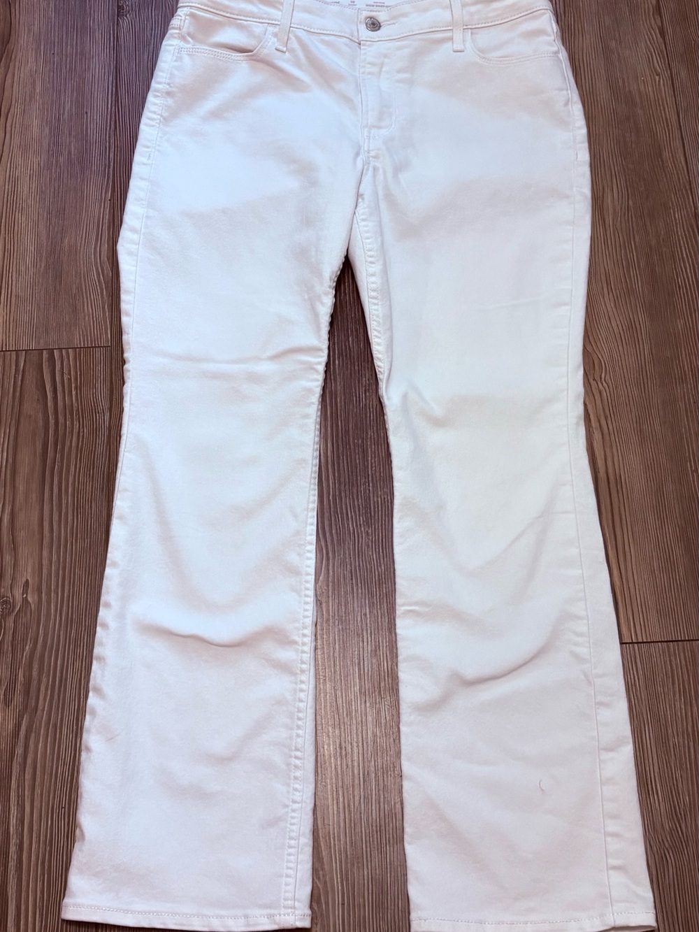 Old Navy Wow Boot-Cut Jeans White Size 10 Short Womens Mid Rise Stretch Denim